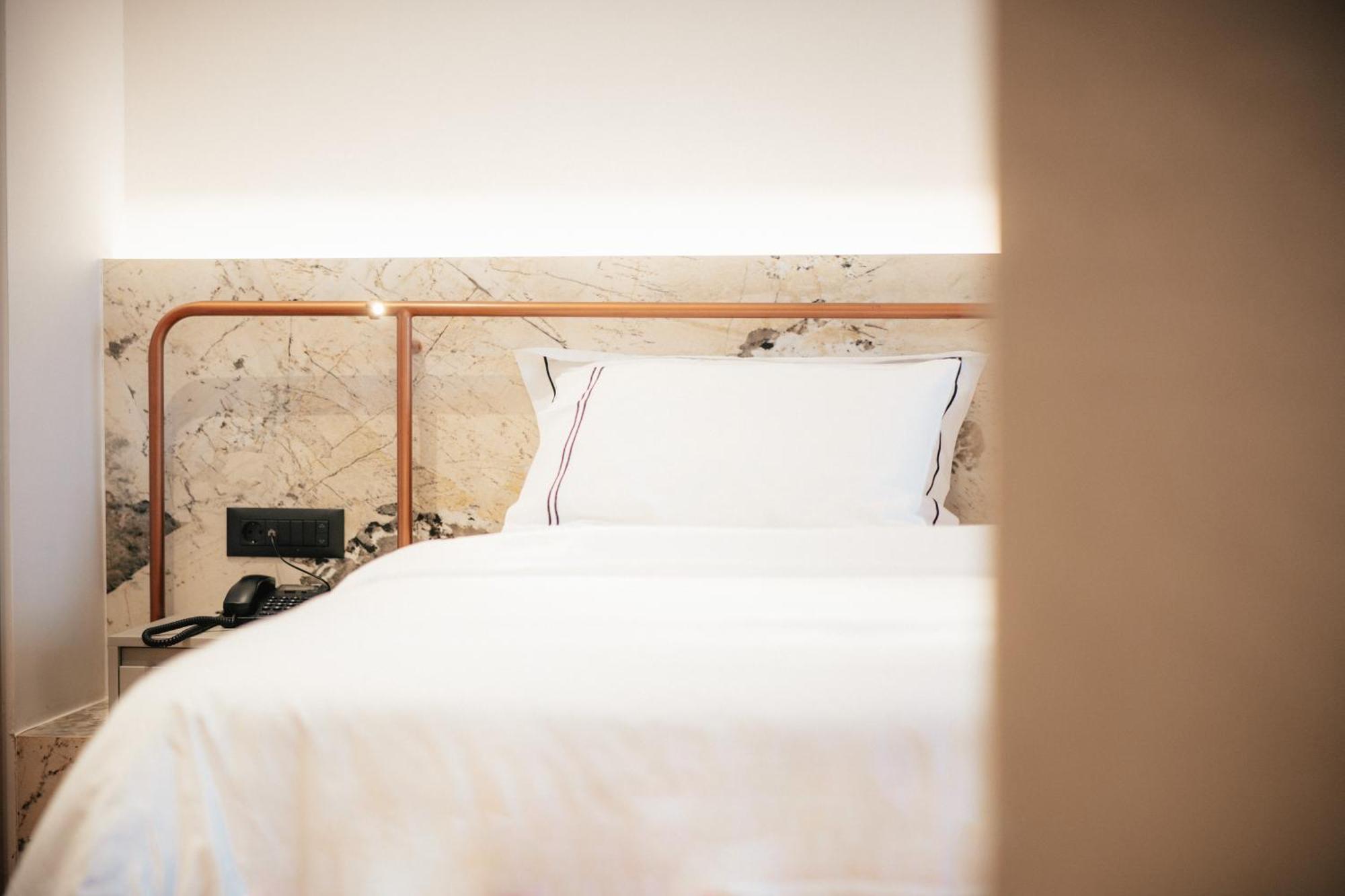 Amario Suites Hotel Aígion Ngoại thất bức ảnh