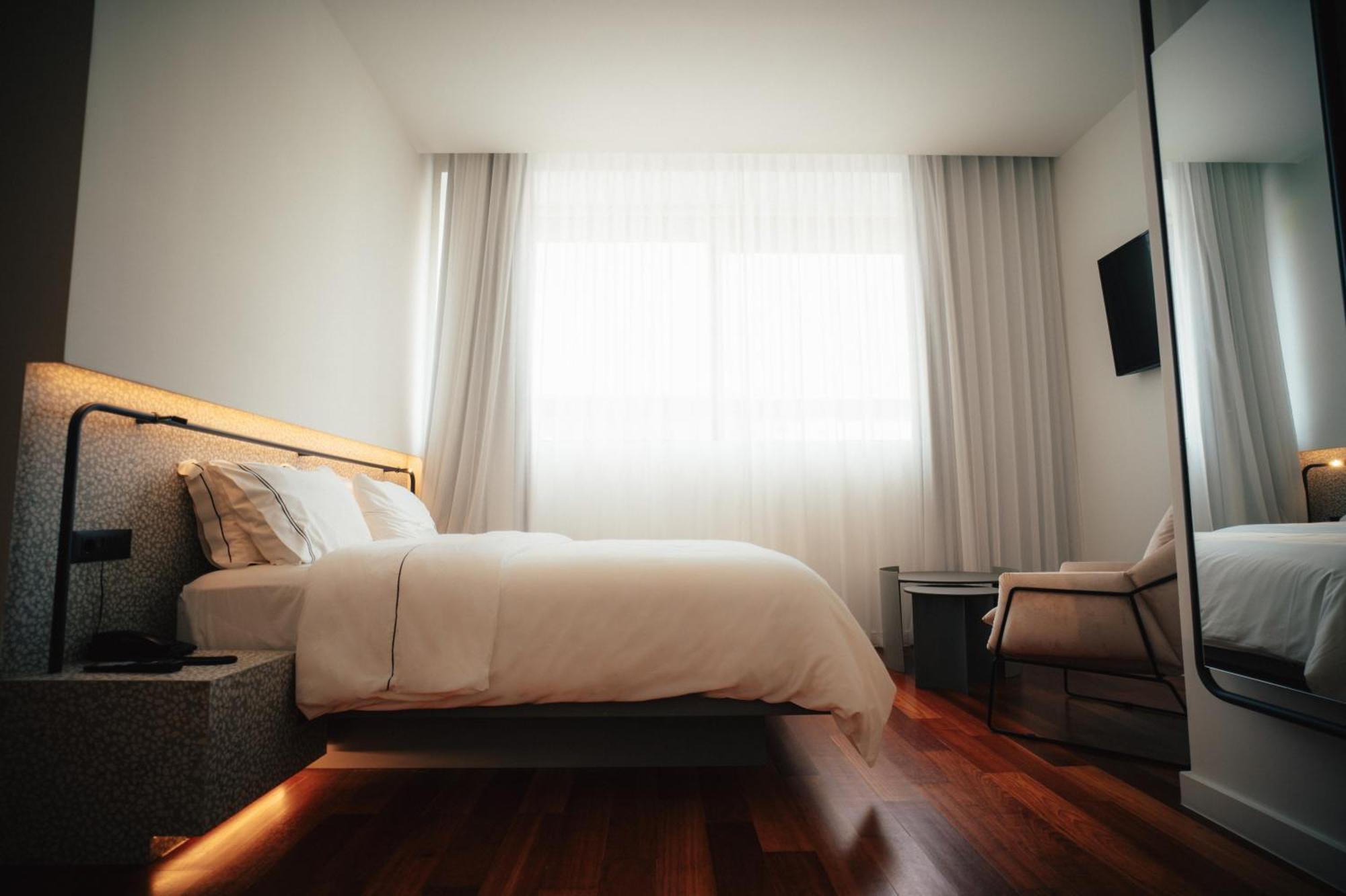 Amario Suites Hotel Aígion Ngoại thất bức ảnh