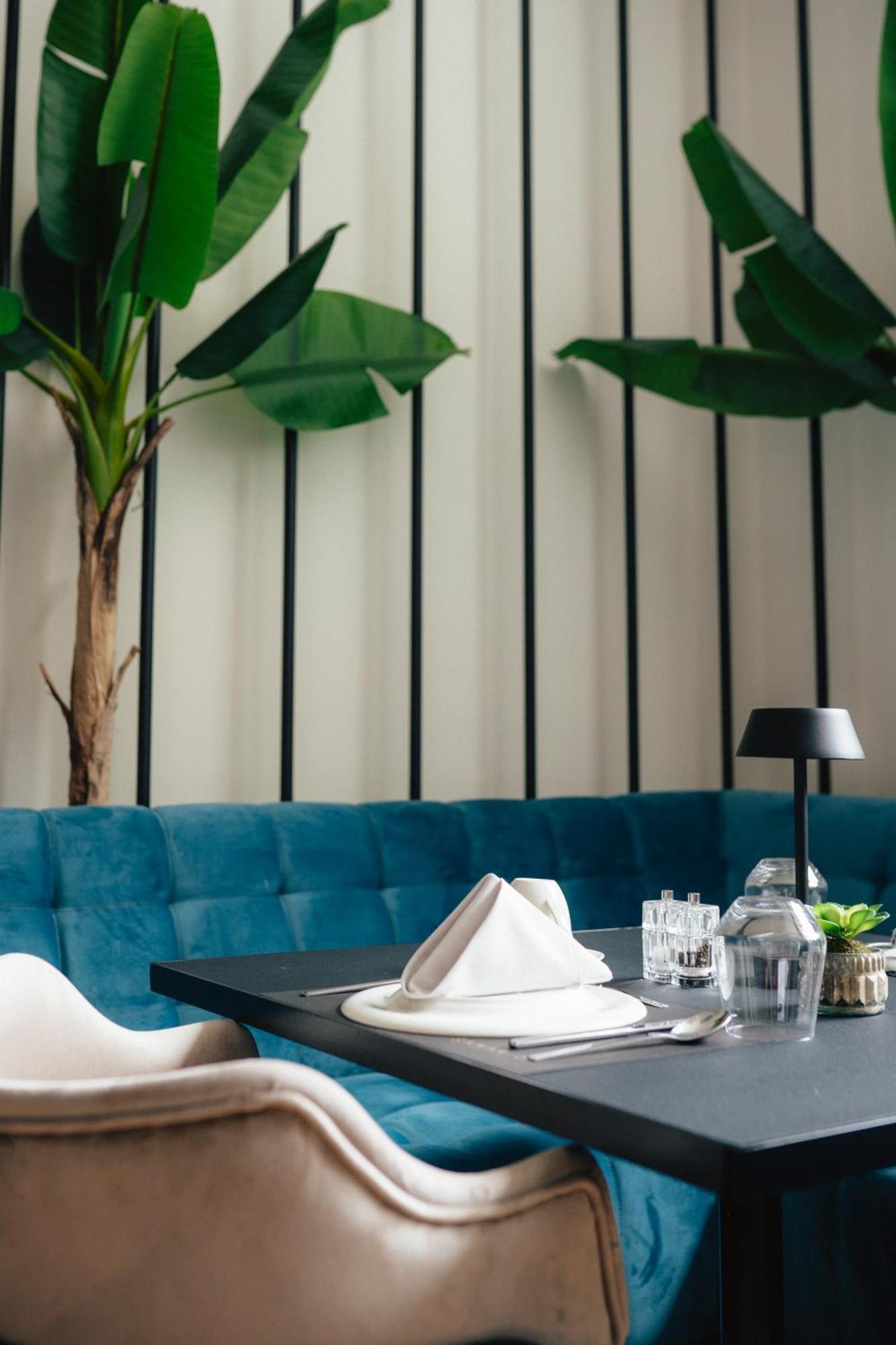 Amario Suites Hotel Aígion Ngoại thất bức ảnh